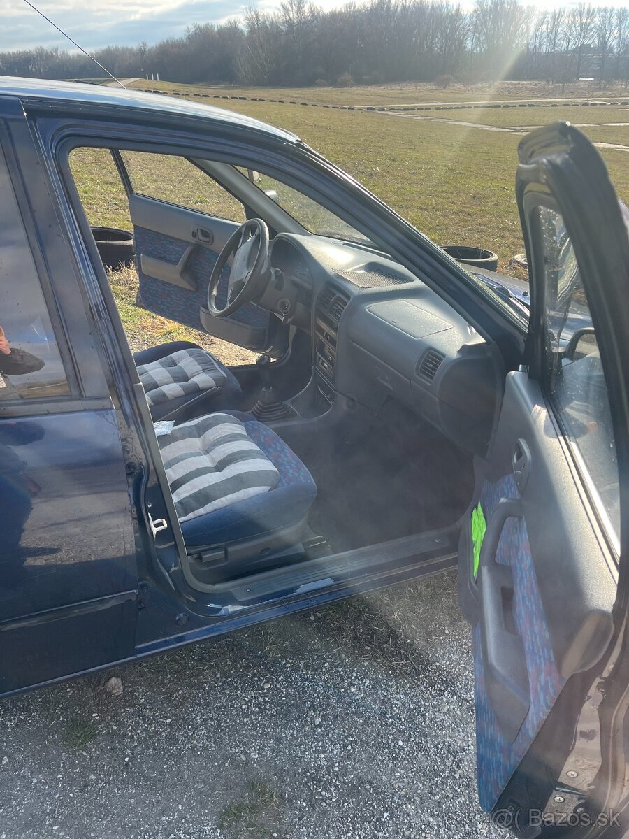 Predám Suzuki Swift - r. v. 2002 - 16