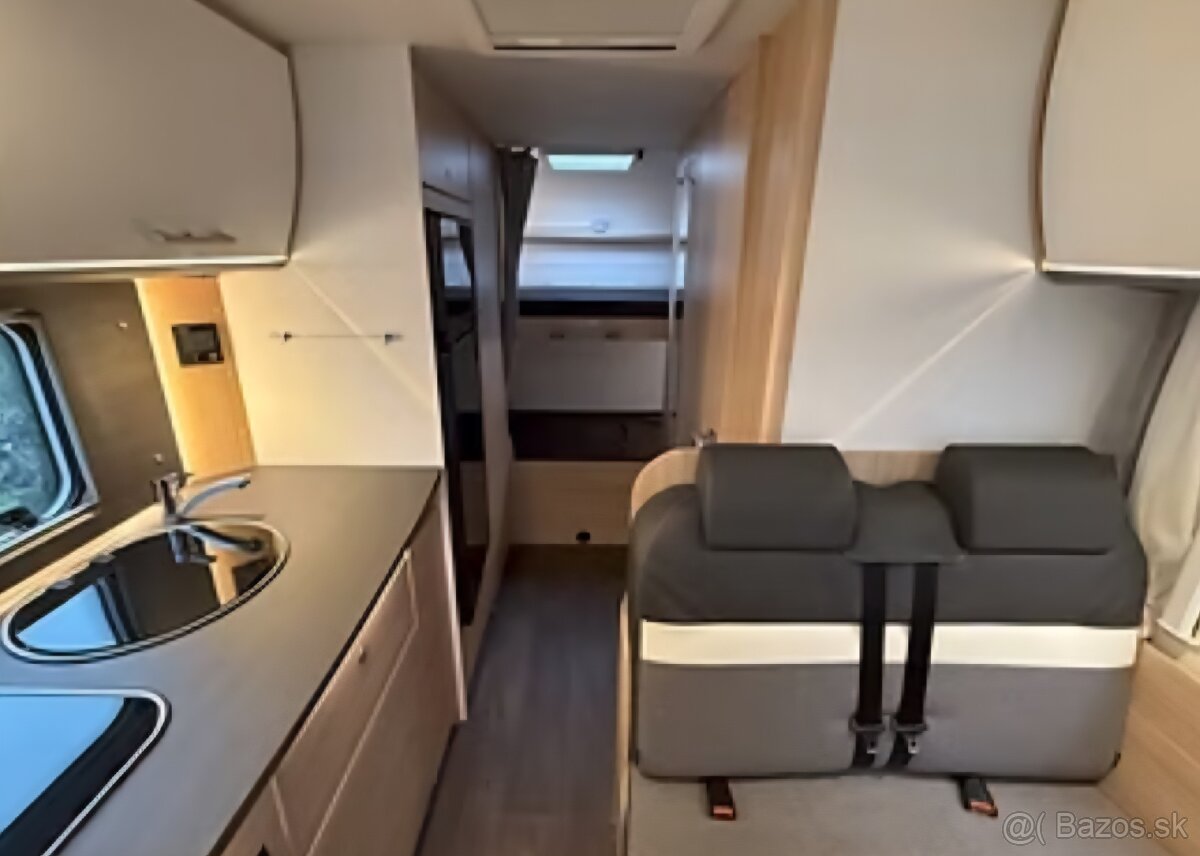 Predam autokarava Sunglight A68 - 16