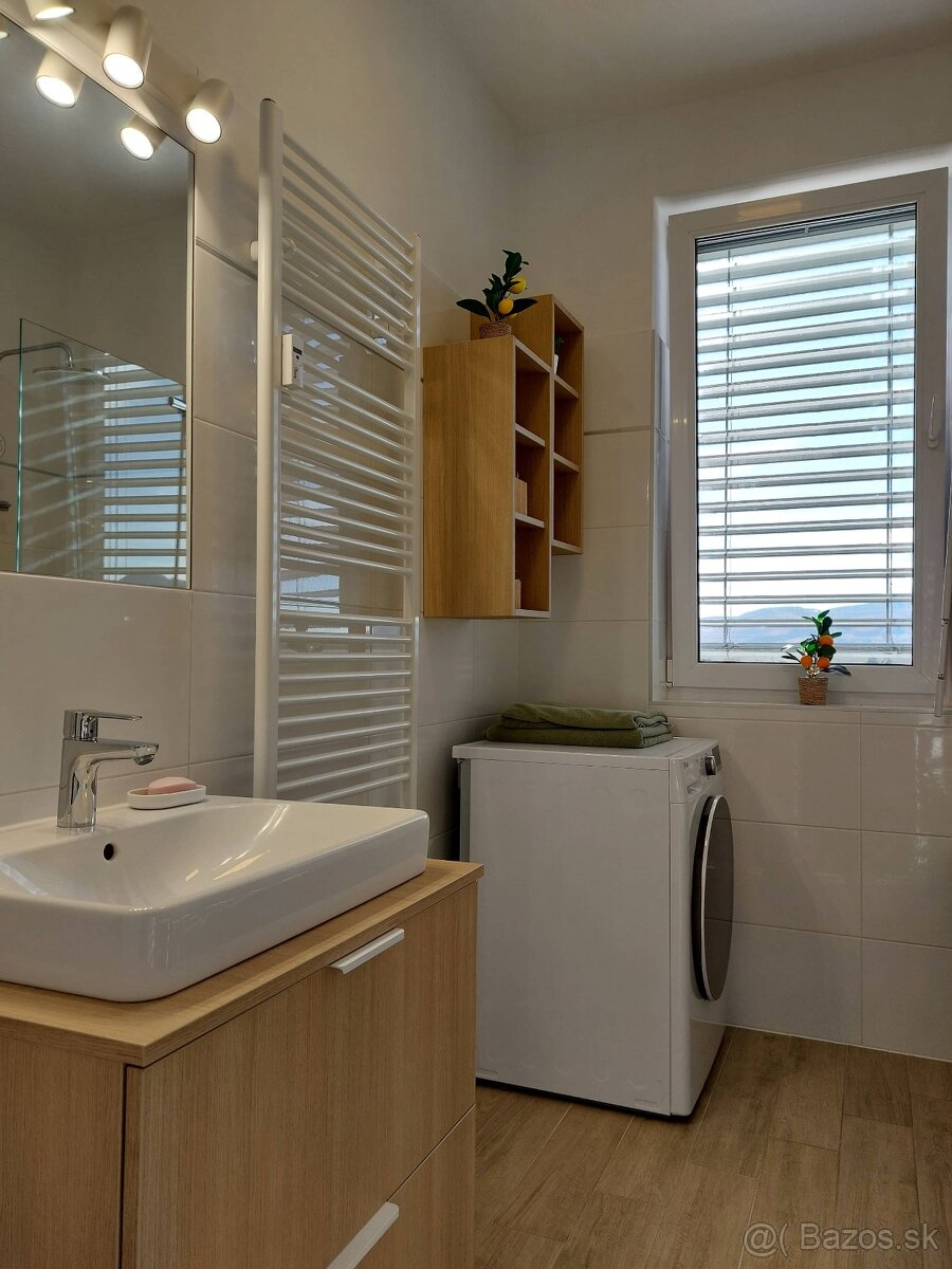 3-izbový zariadený byt 80 m2 s terasou v novostavbe Trenčín. - 16