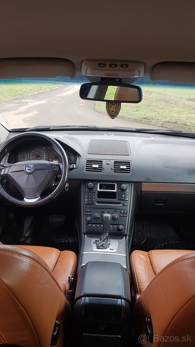 xc90 2.4d Exekutive 4wd ,A/T - 16