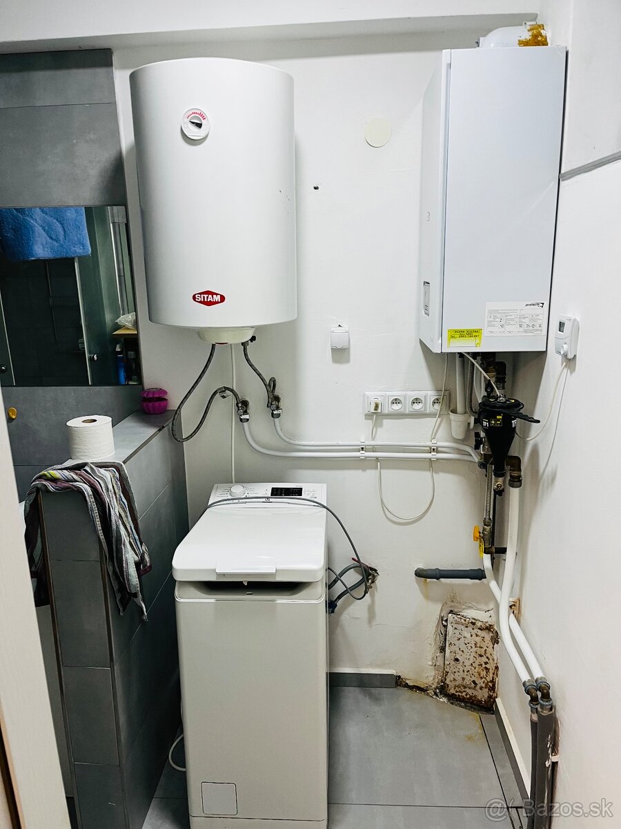 Kompletne zrekonštruovaný RD, 1868m2, Čemerné, VT - 16