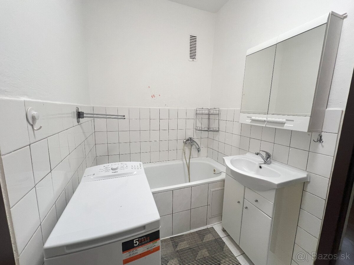 PRENÁJOM 2 izb BYT Veľ. Okružná Partizánske - 16