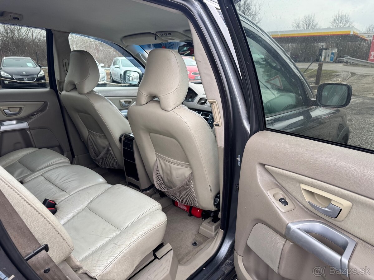 Volvo XC 90 2.4D Executive A/T - 16