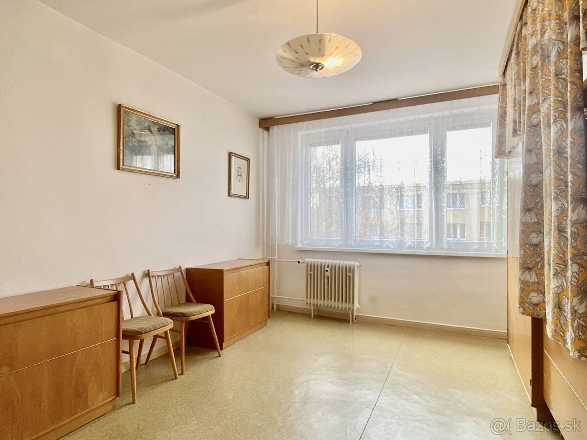 NA PREDAJ 2- izbový byt 63 m2 - lokalita Sídlisko Sever – u - 16