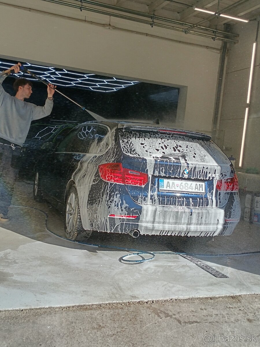 BMW 320D kombi rok 2013 - 16