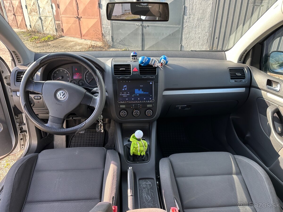 Predám Golf 5 , 1.4 Benzín 66kw - 16