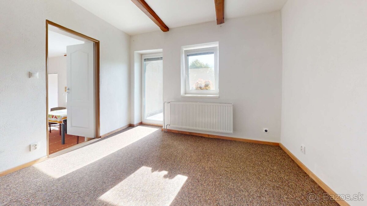 Priestranný dom na bývanie aj podnikanie Hontianske Tesáre - 16