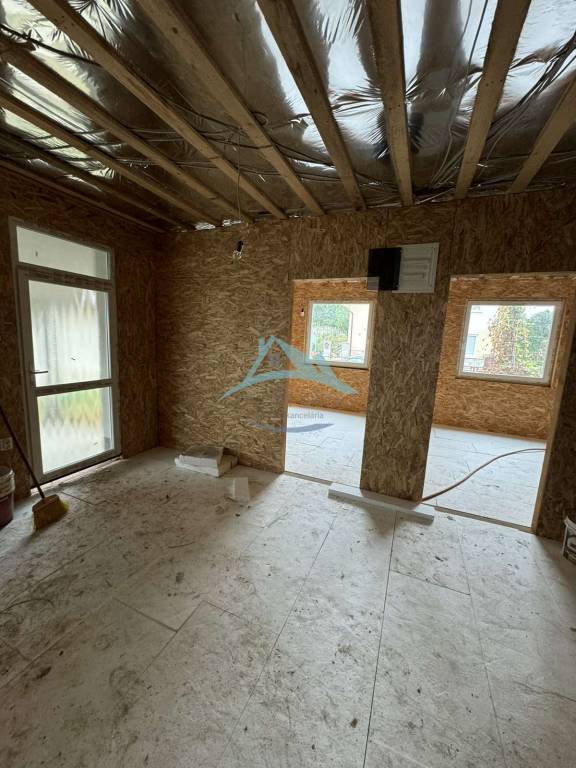 Ponúkame na predaj novostavbu drevodom - 16