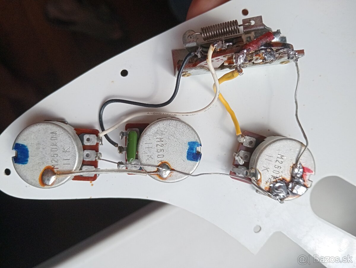 Snímače Stratocaster- pickguard, poťáky 70 roky Greco,Maya - 16