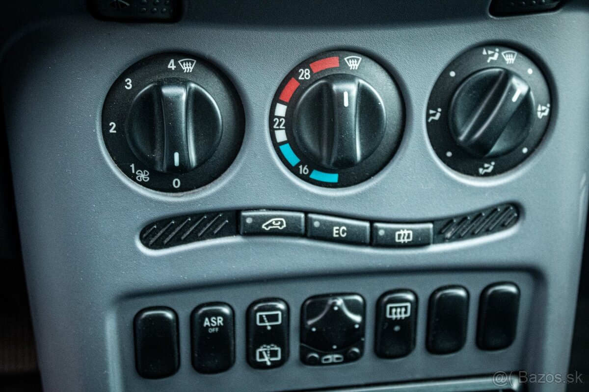 Mercedes-Benz A trieda 160 Classic - 16