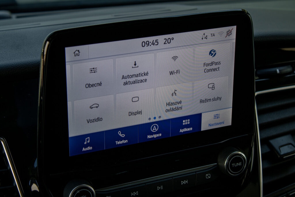 Ford Tourneo Custom - 16