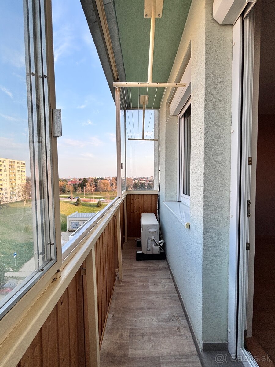 TREEF | NA PREDAJ 2-izbový byt na Družbe - 16