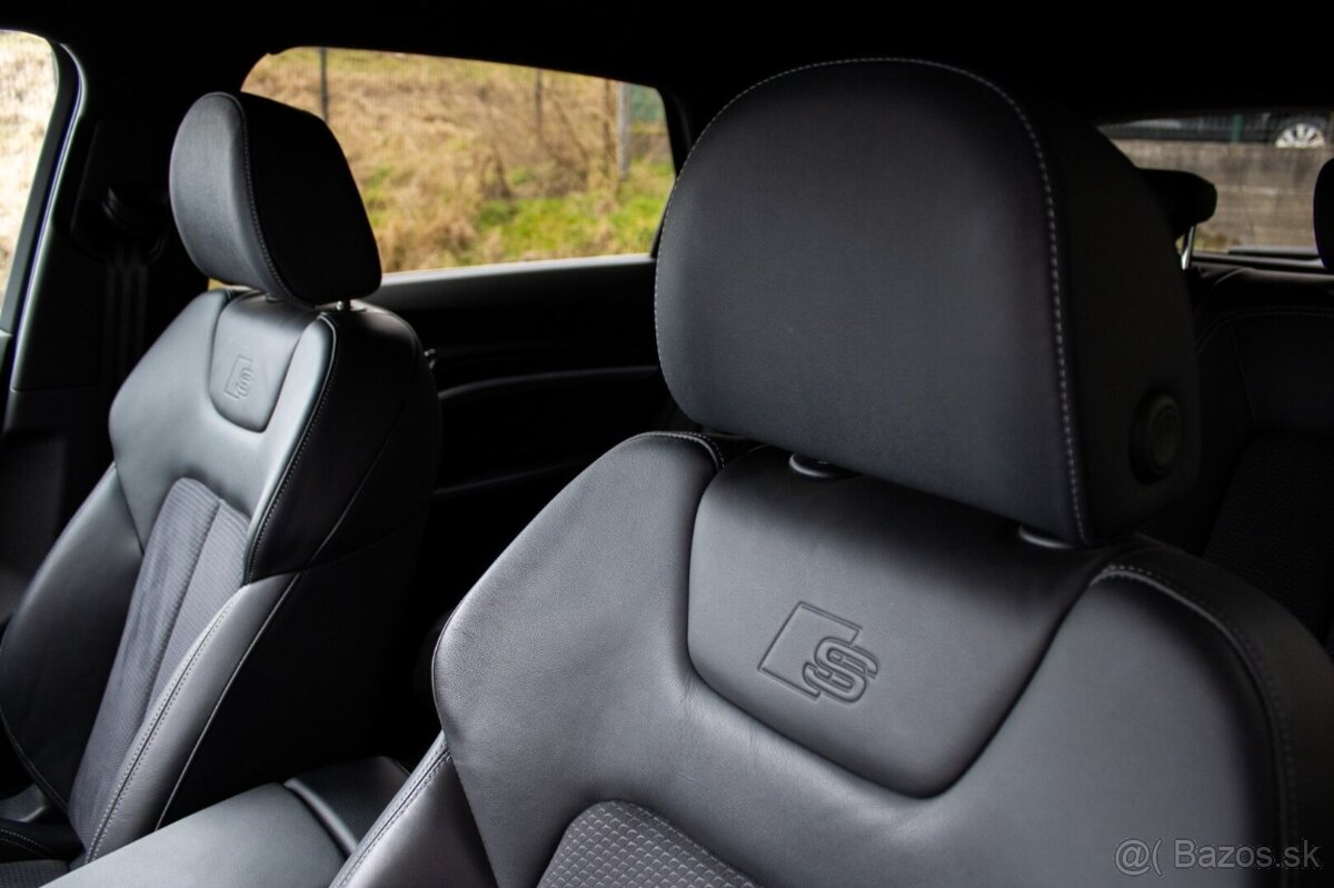 Audi E-tron 50 quattro Basis - 16