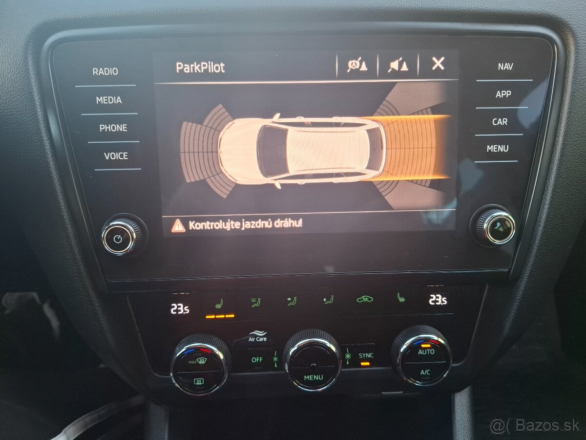 Škoda Octavia Combi 2.0 TDI,110 KW,ACC,BI-XENON,NAVI,TAZNE.. - 16