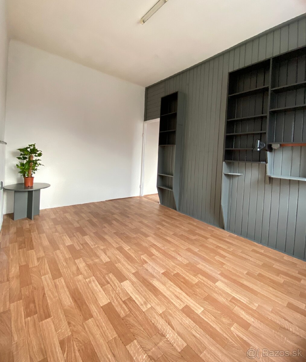 Predám 3-izbový byt Lednické Rovne - 16