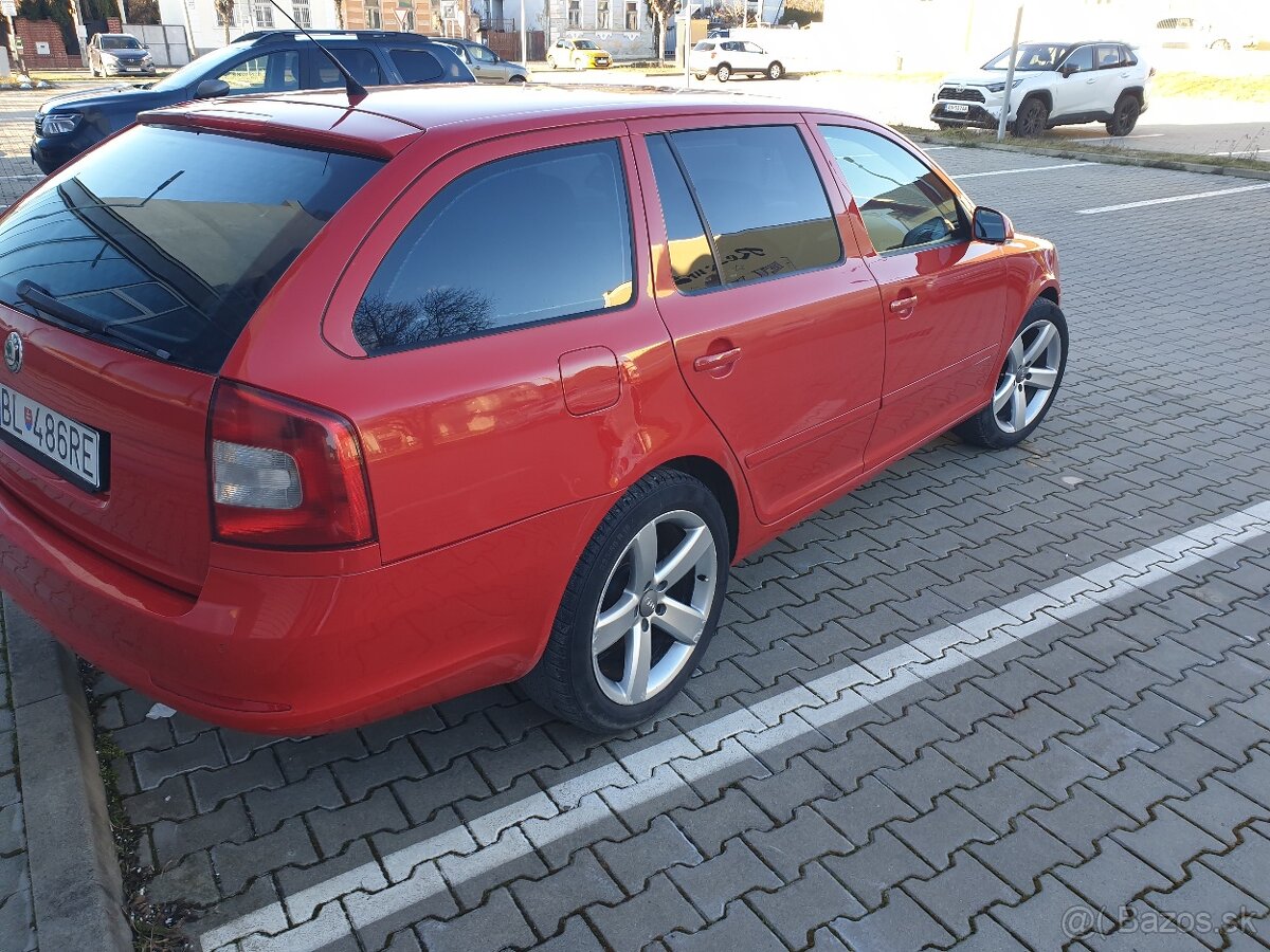 Škoda Octavia 2 Facelift RS Paket - 16
