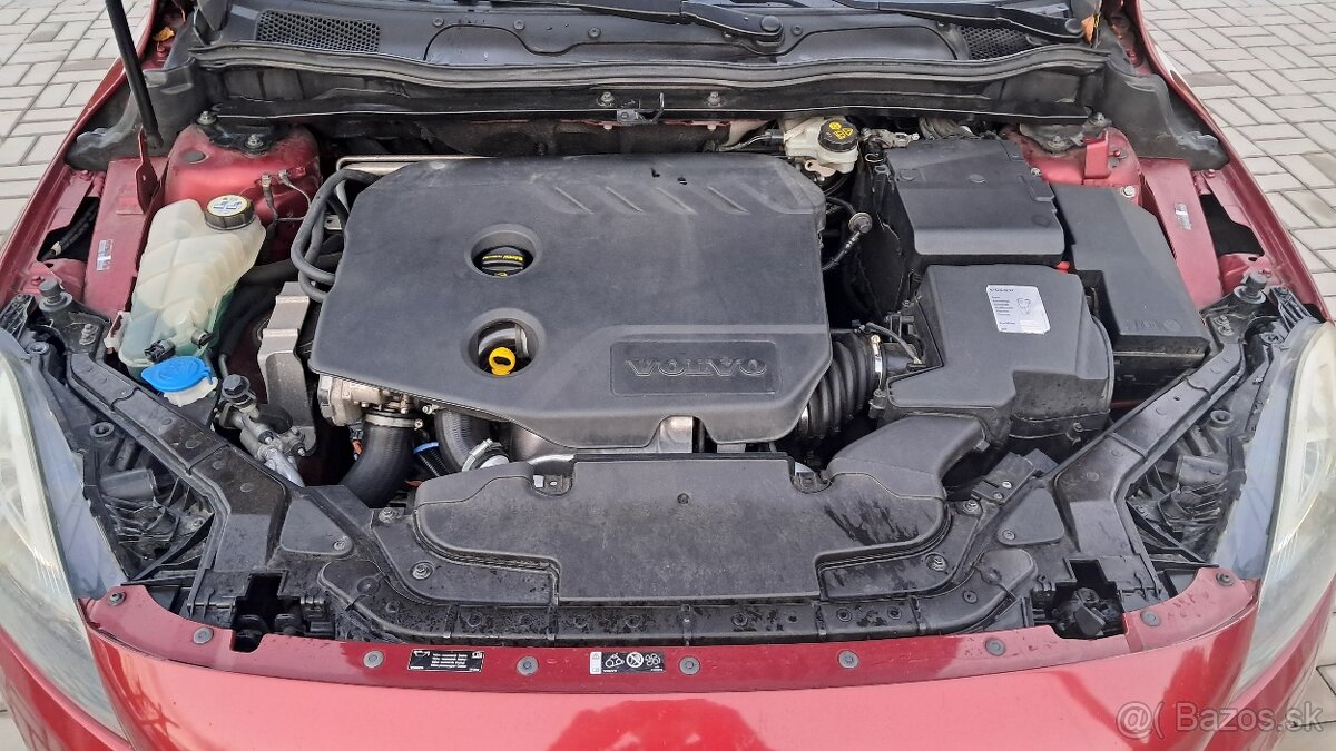 Volvo V40 2014, 1.6 Diesel, automat - 16