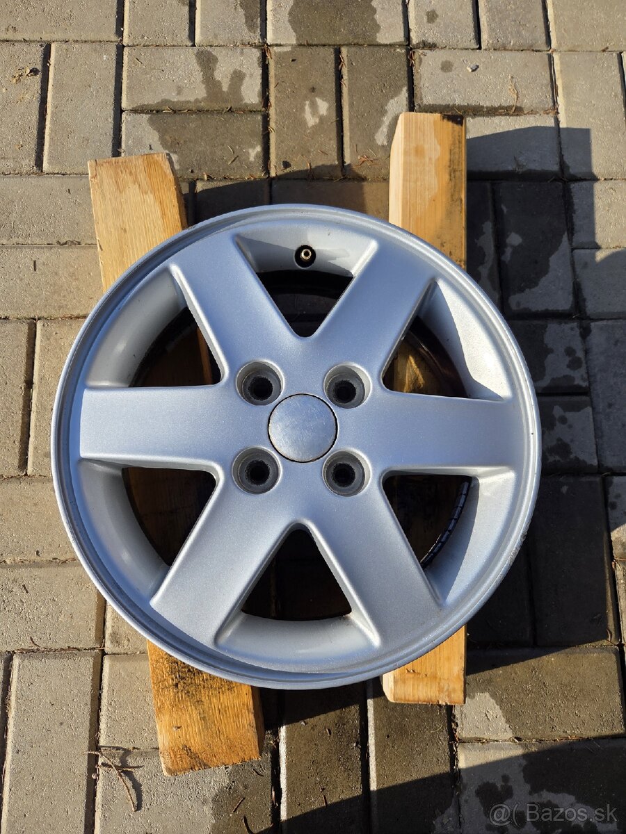 Elektróny Suzuki - Hayes Lemmerz - R14 - 16