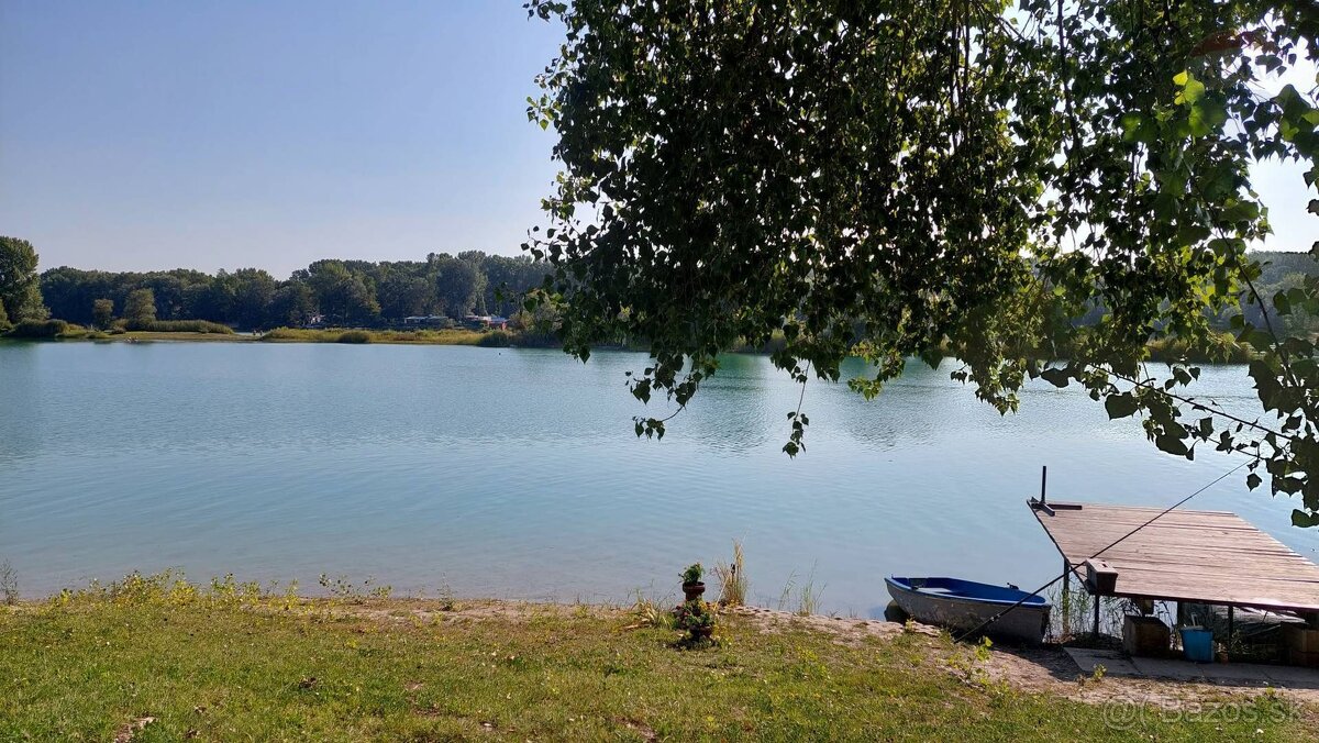 Predaj celoročne obývateľný rekreačný dom v krásnom prostred - 16