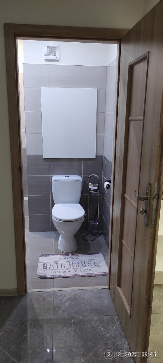 Prenájom 3-izbový byt - 16