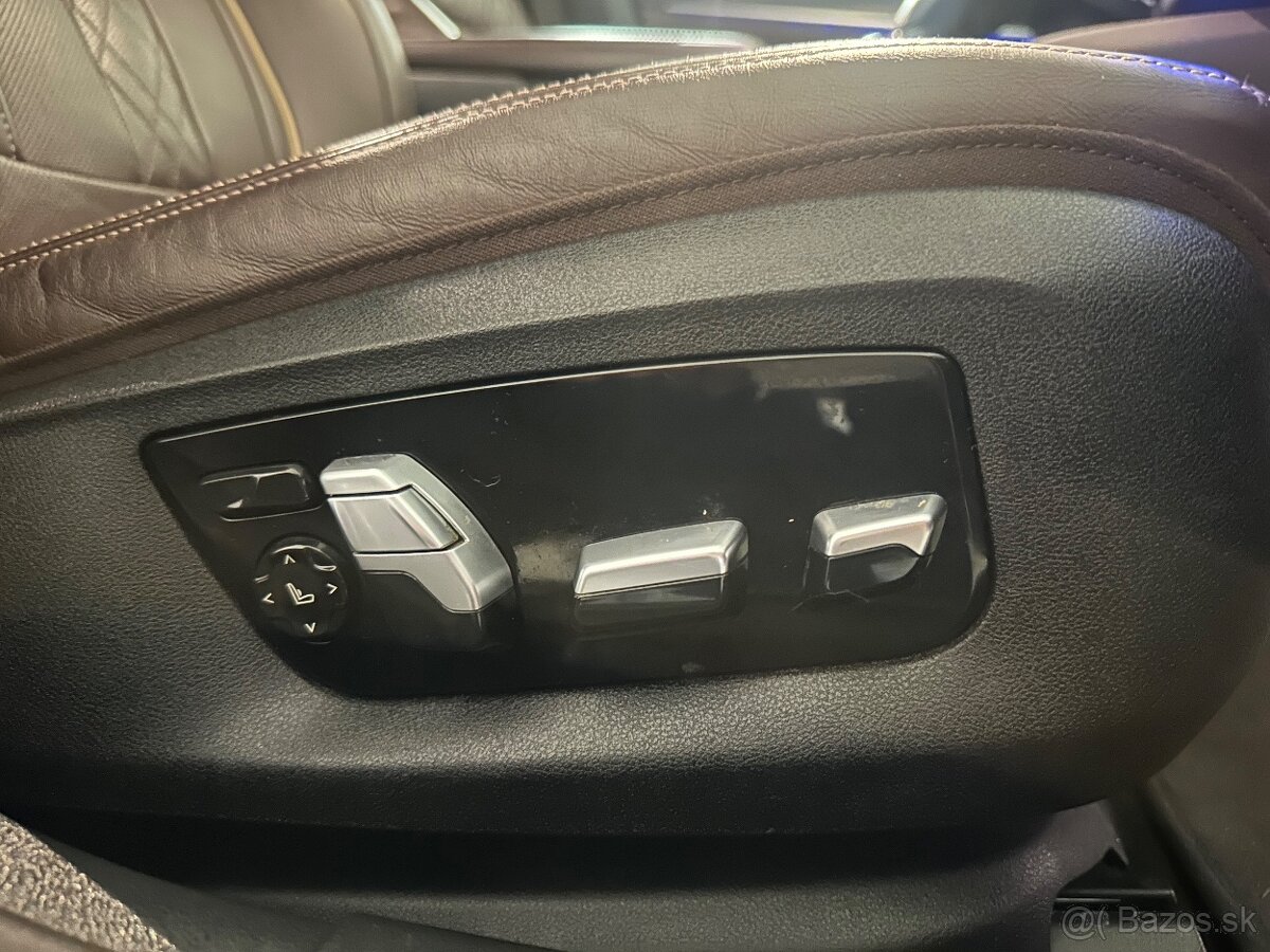 BMW 540d xDrive M-paket /Laser/Harman/kardon /Virtual/ DPH - 16