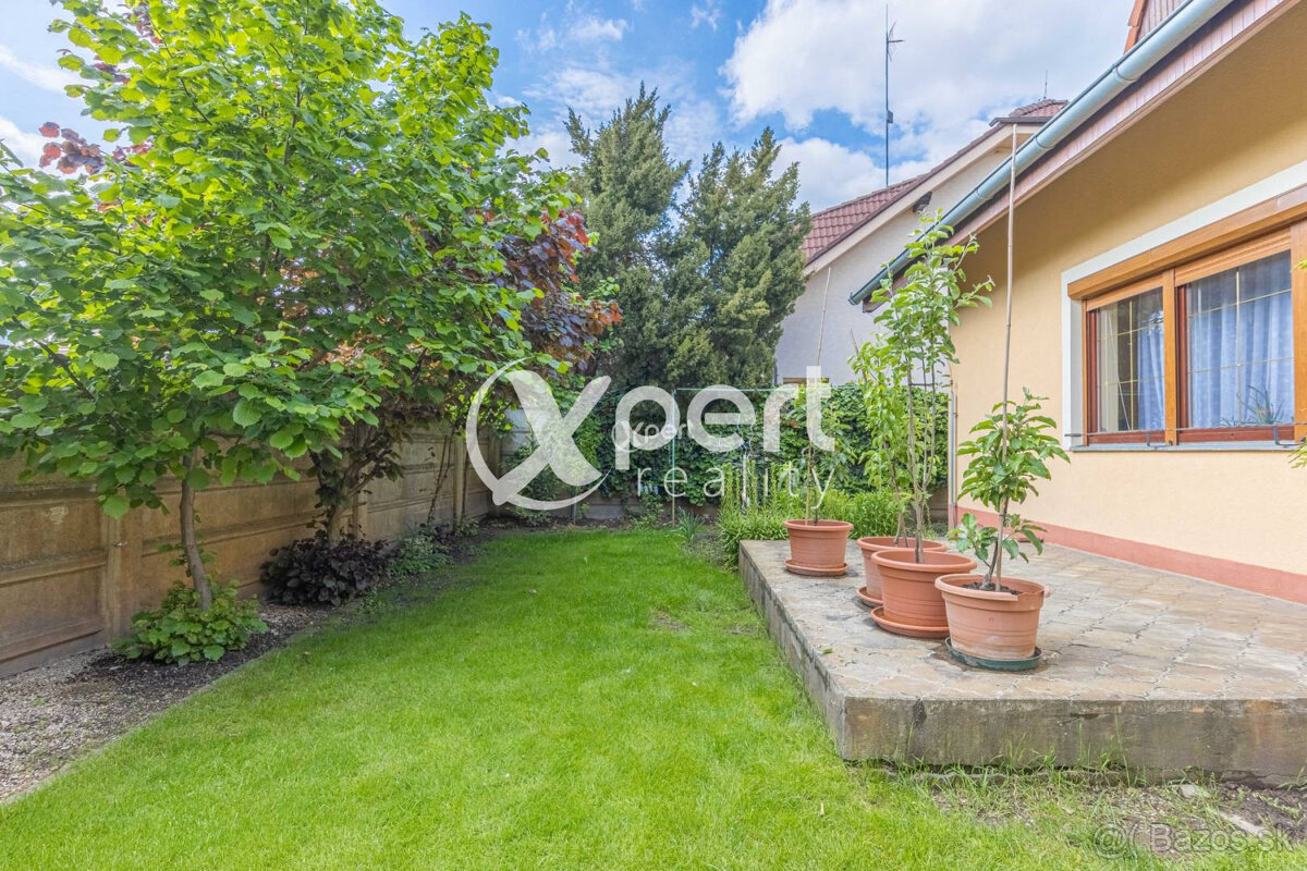 ZNÍŽENÁ CENA.NA PREDAJ RODINNÝ DOM PRIAMO V CENTRE - 16