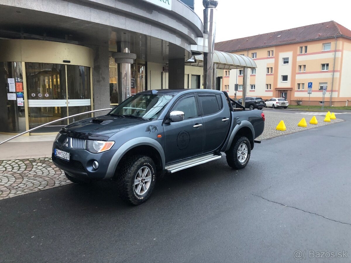 MITSUBISHI L200 2,5 DID - 16