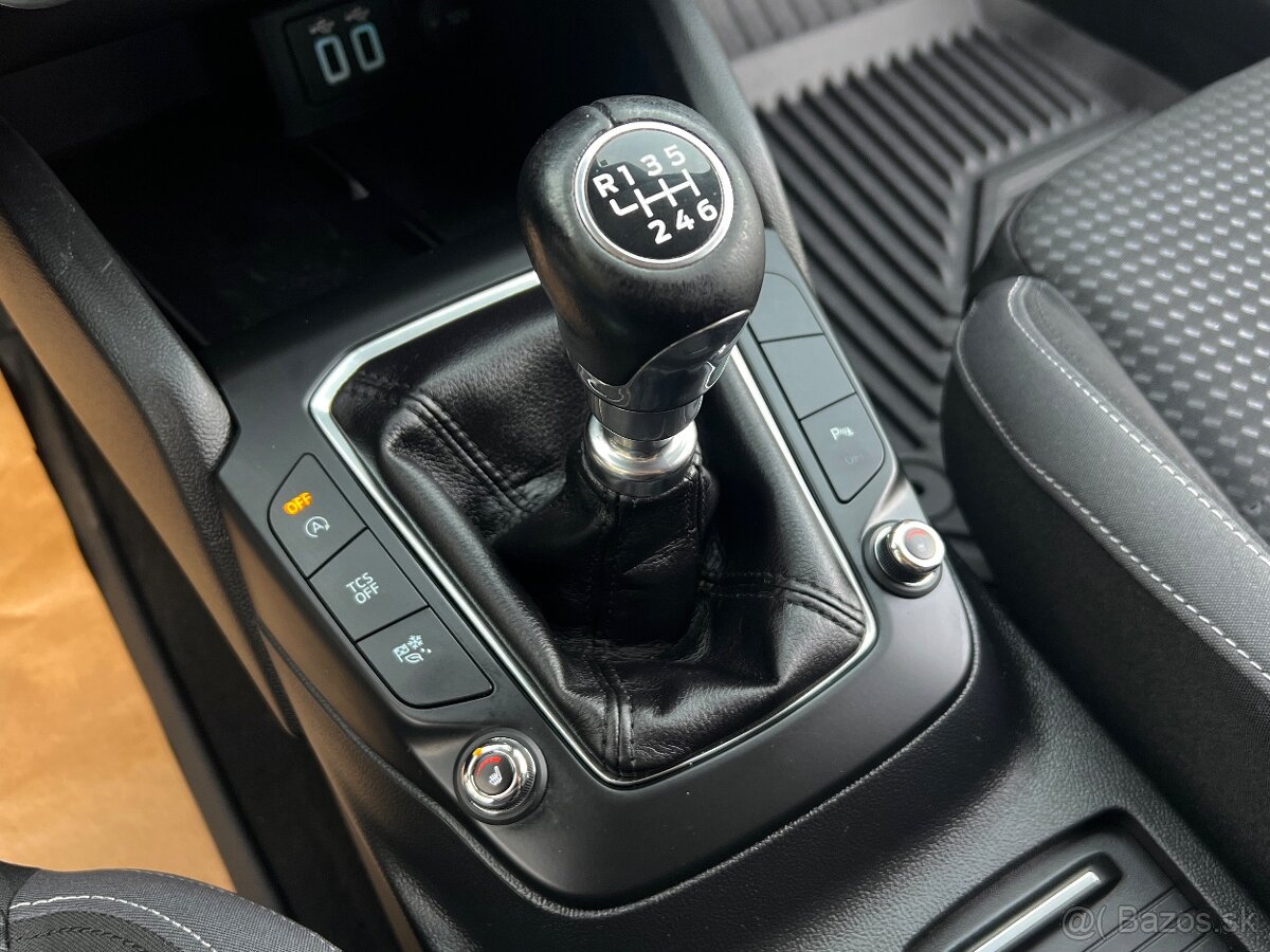 Ford Focus Kombi 1.5 TDCi EcoBlue Titanium X - 16