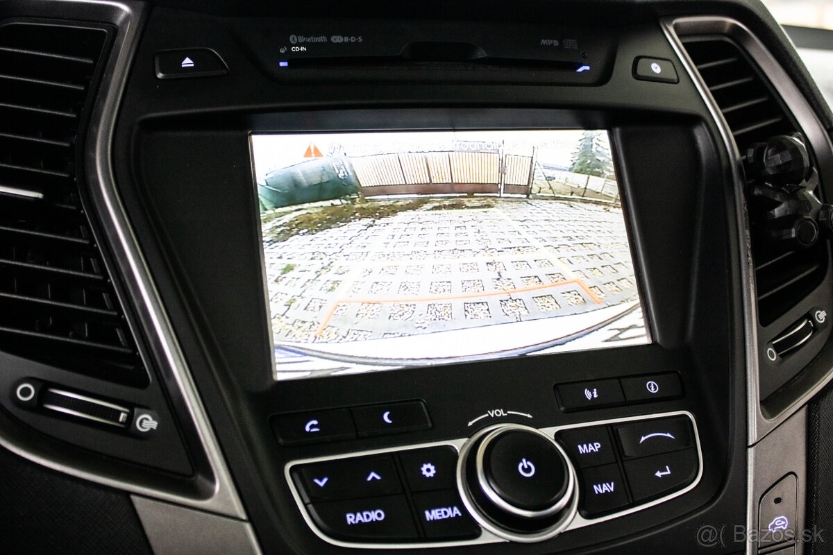 Santa Fe 4x4 AT6 145kW Panoráma - 16