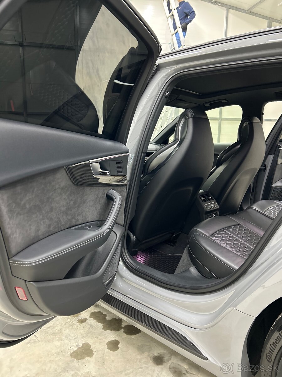 Audi RS4 Avant Combi 400 kw ( keramické brzdy ) - 16