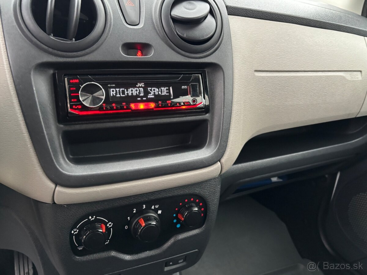 Dacia Lodgy 1.6i - 16