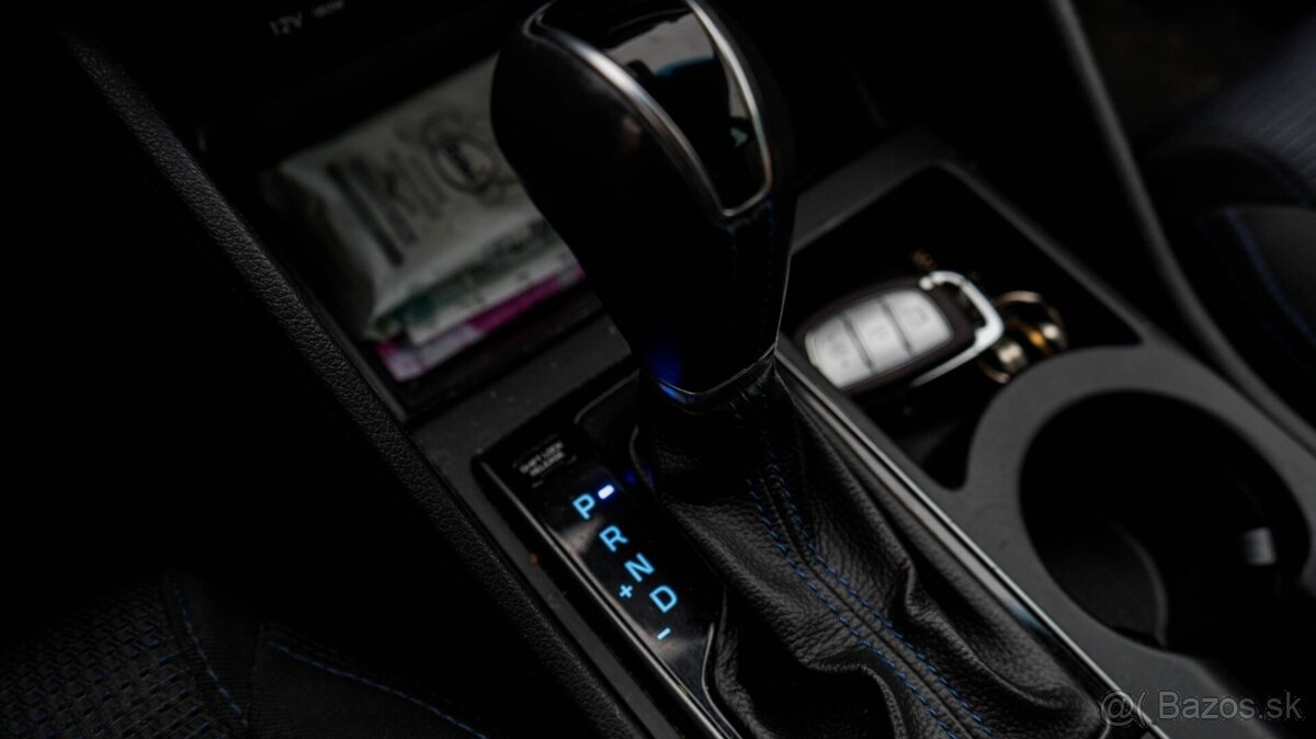 Hyundai Tucson 1.7 CRDi Premium 7DCT - 16