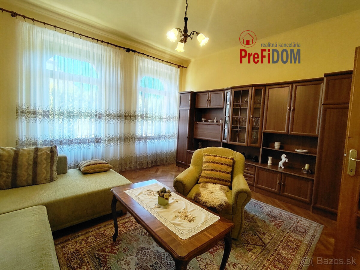 PREDAJ priestranný 5 izbový rodinný dom v meste Šurany. - 16