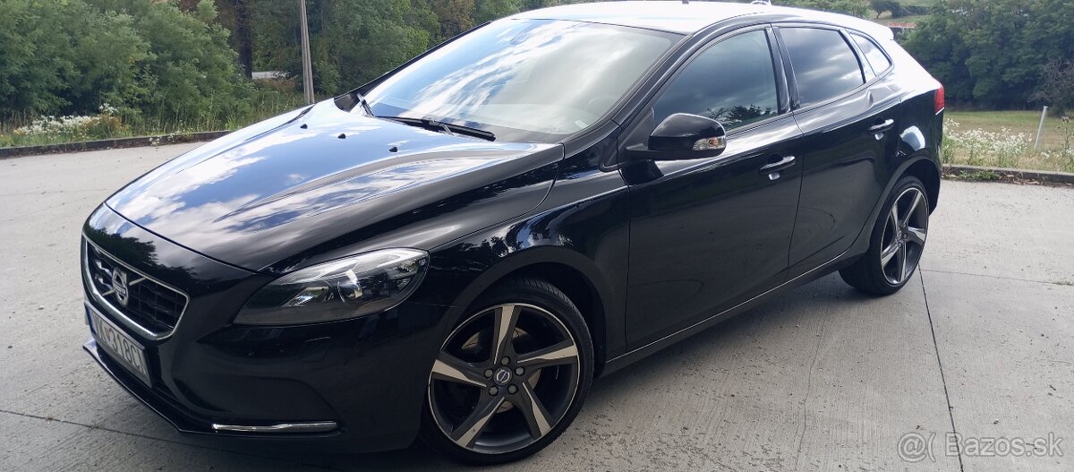 VOLVO V40 D2 ECO KINETIC - 16