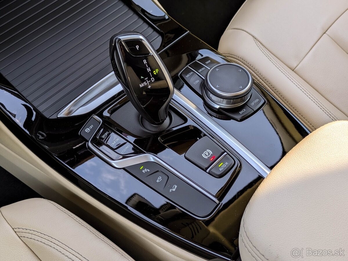 BMW X3 xDrive20d 2.0 140kW Luxury Line A/T - 16