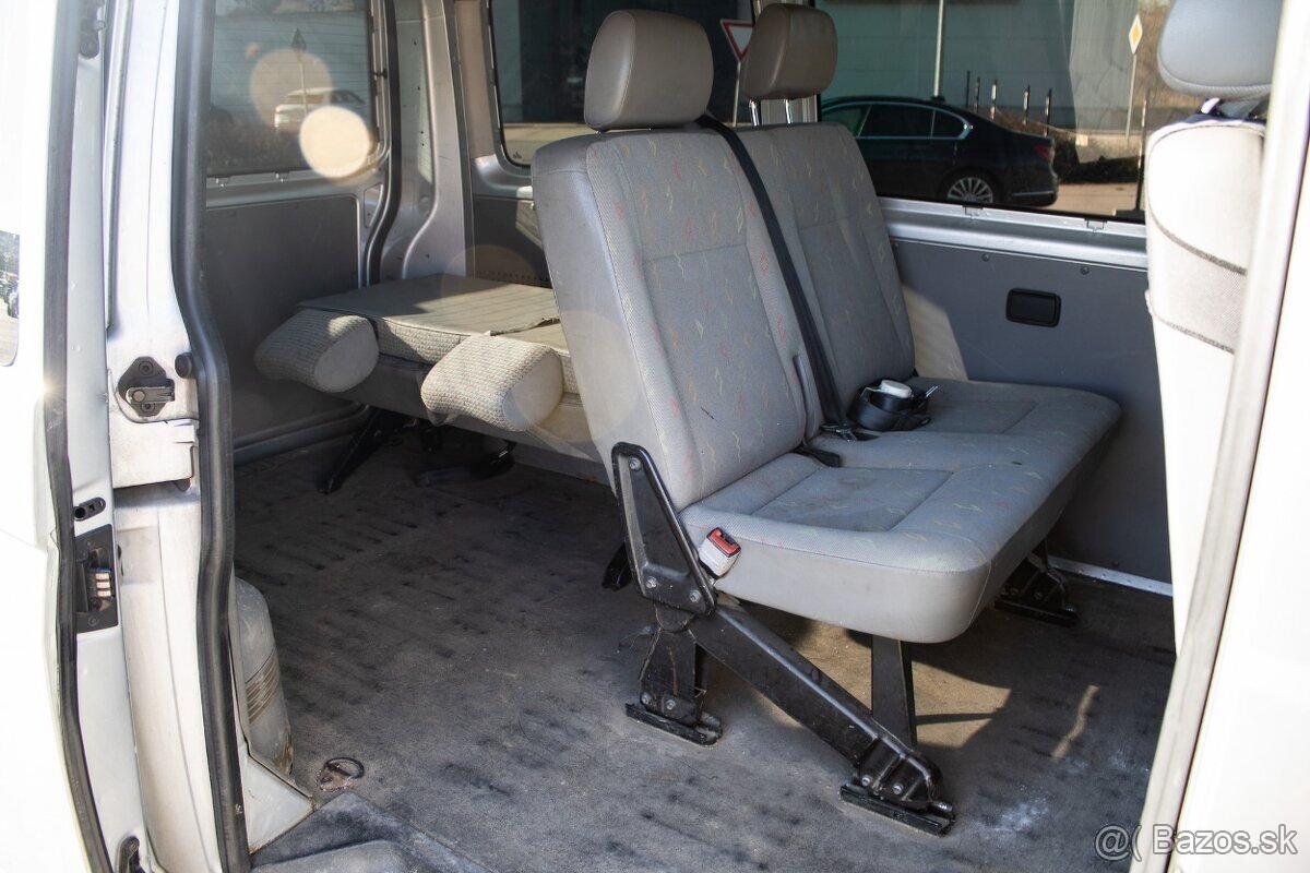 VW Transporter (2006) - 16