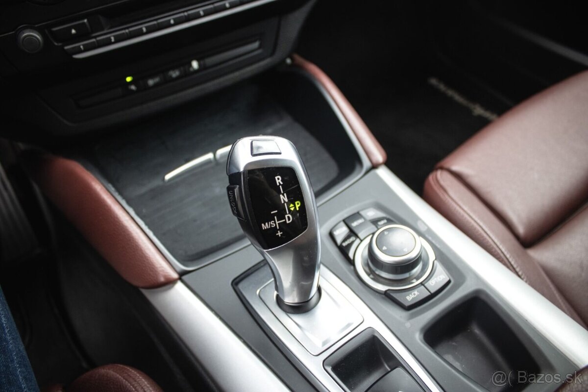 BMW X6 xDrive 30d - 16