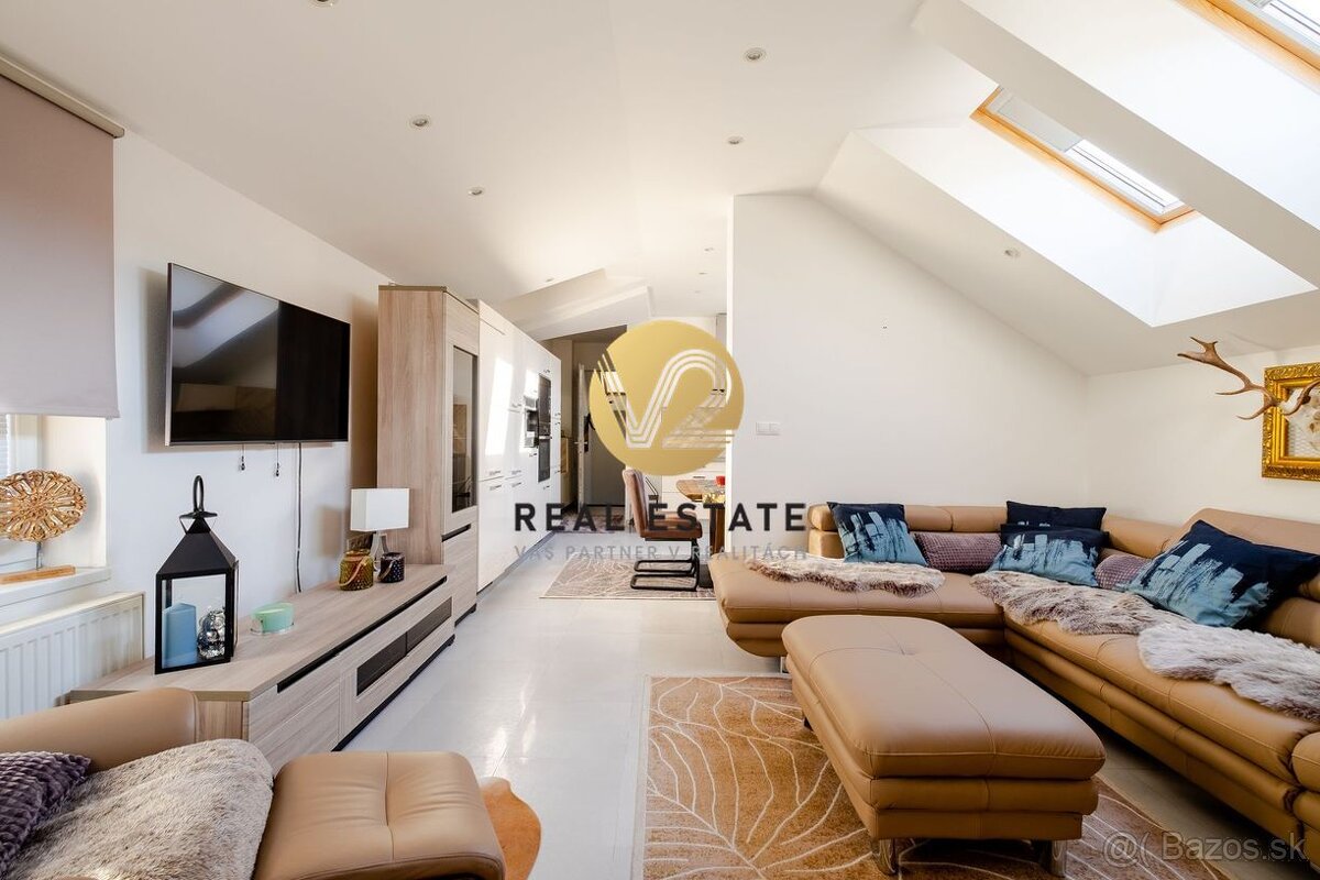 Na PREDAJ Dom v Centre mesta Nitra na bývanie aj s kancelári - 16