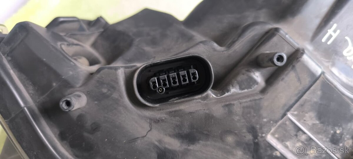 Opel Astra H xenon Hella - 16