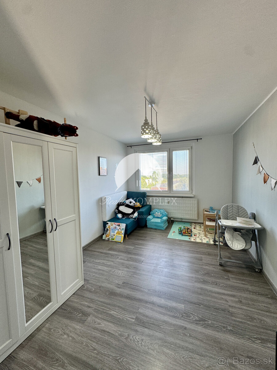Reality KOMPLEX s.r.o. Vám ponuka EXKLUZÍVNE na PREDAJ 4-izb - 16