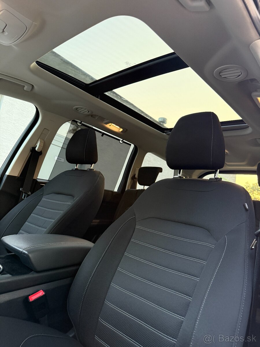 Ford Galaxy 1.5 Ecoboost 121kw—2019—Titanium—manuál—7 mist— - 16