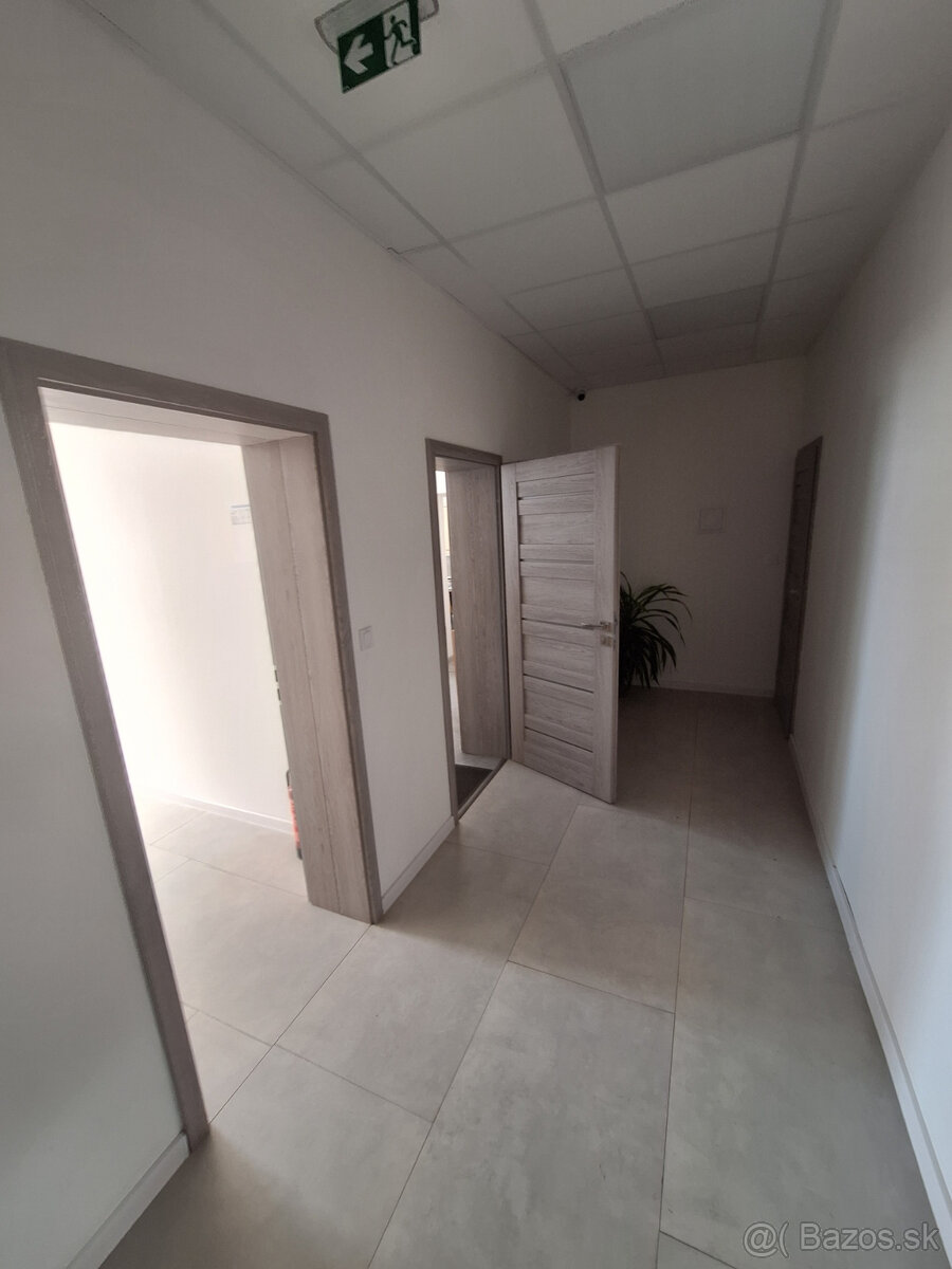 Komplexný areál s nehnuteľnosťami v meste Tornaľa. - 16