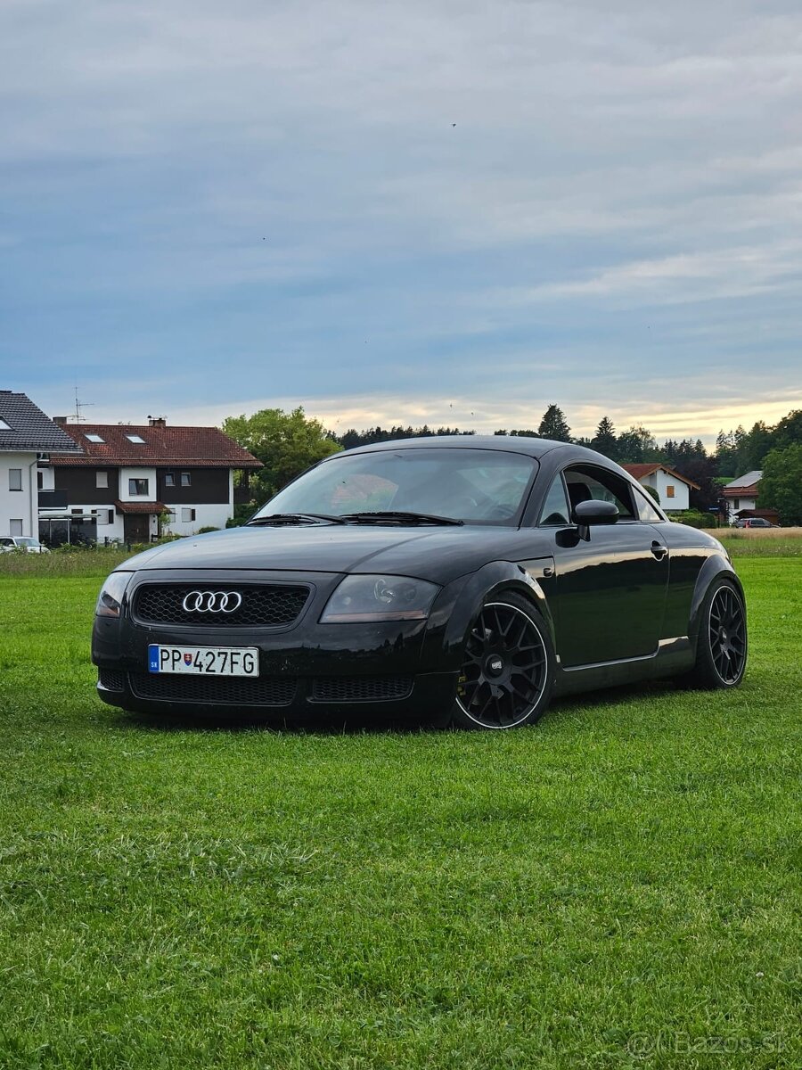 Audi TT 8n - 16