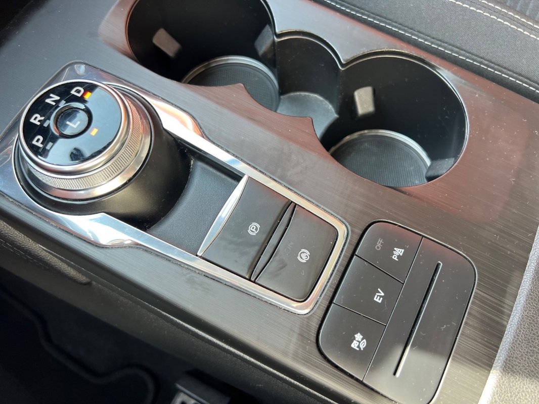 Ford Kuga 2.5 Duratec PHEV 225k Titanium CVT - 16