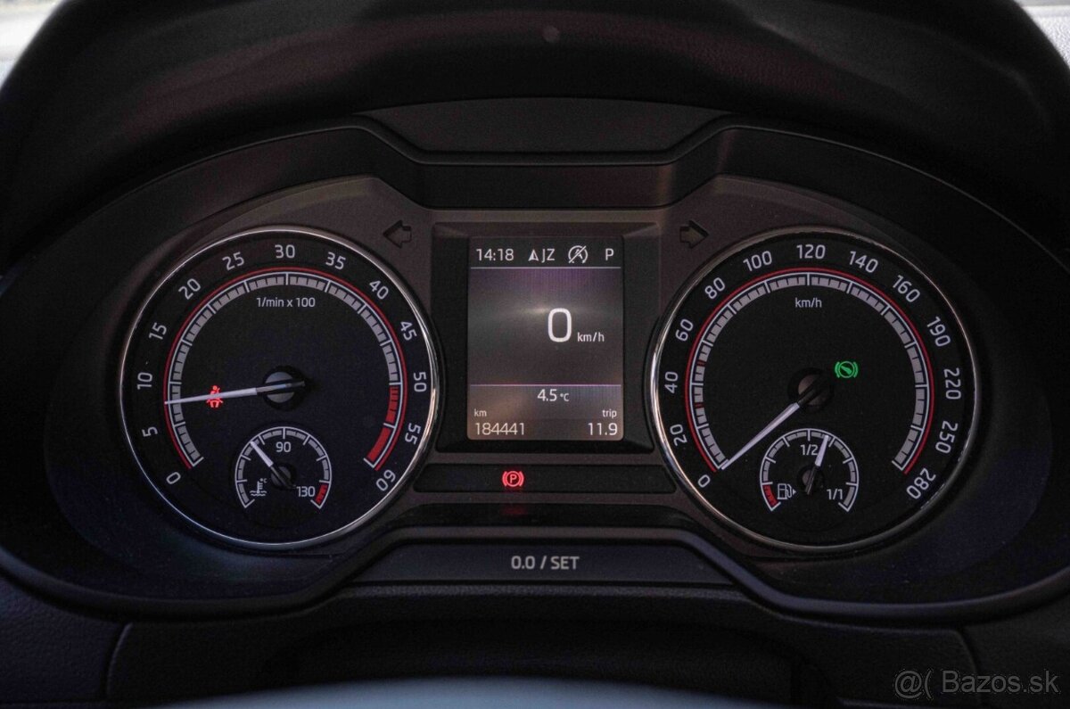 Škoda Octavia Combi RS TDI - 16