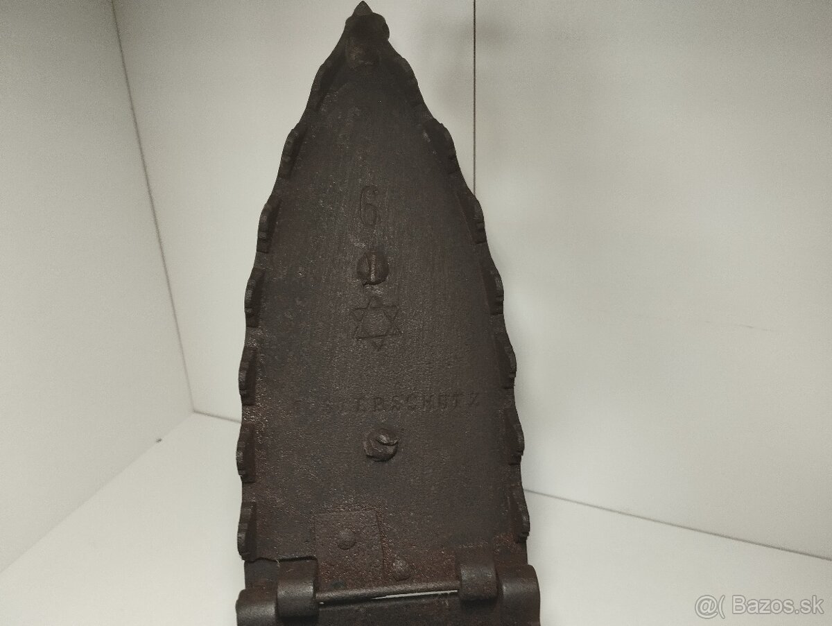 Atypická sběratelská žehlička DRAK s hvězdou - 16