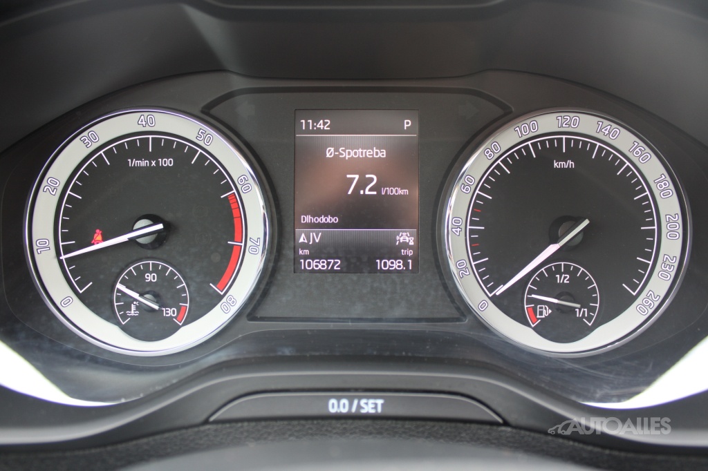 Škoda Karoq 1,5 TSi DSG 110 kW STYLE - 16