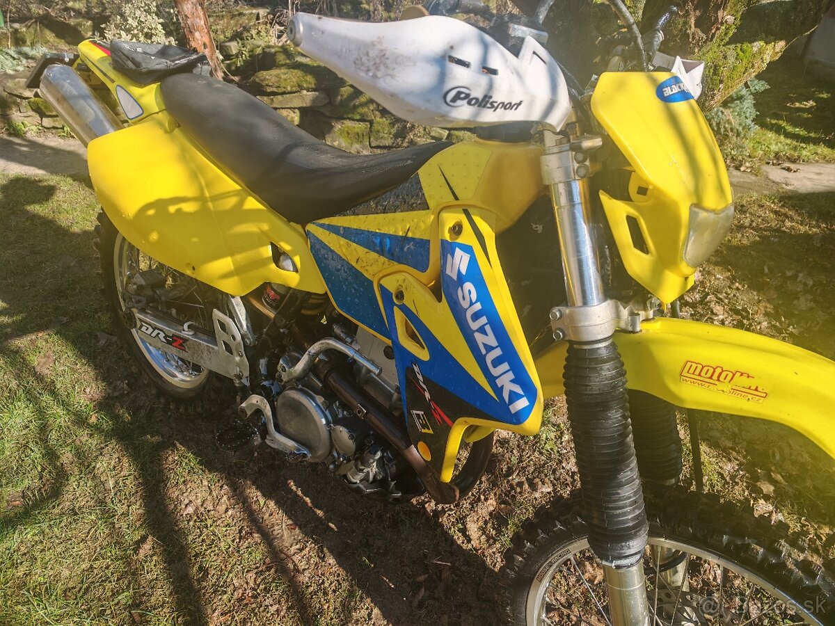 Suzuki DRZ 400 - 16