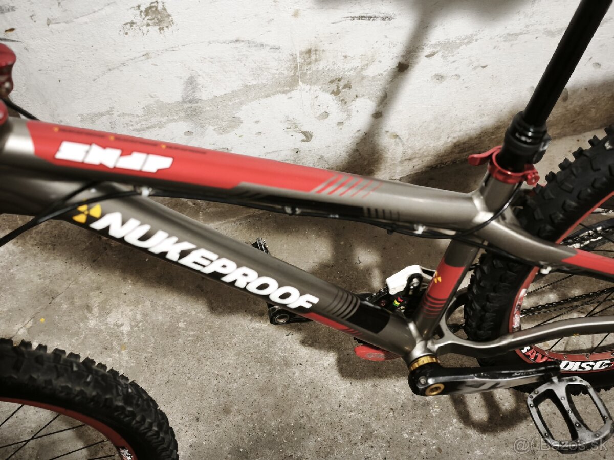 Nukeproof Snap dirt - 16