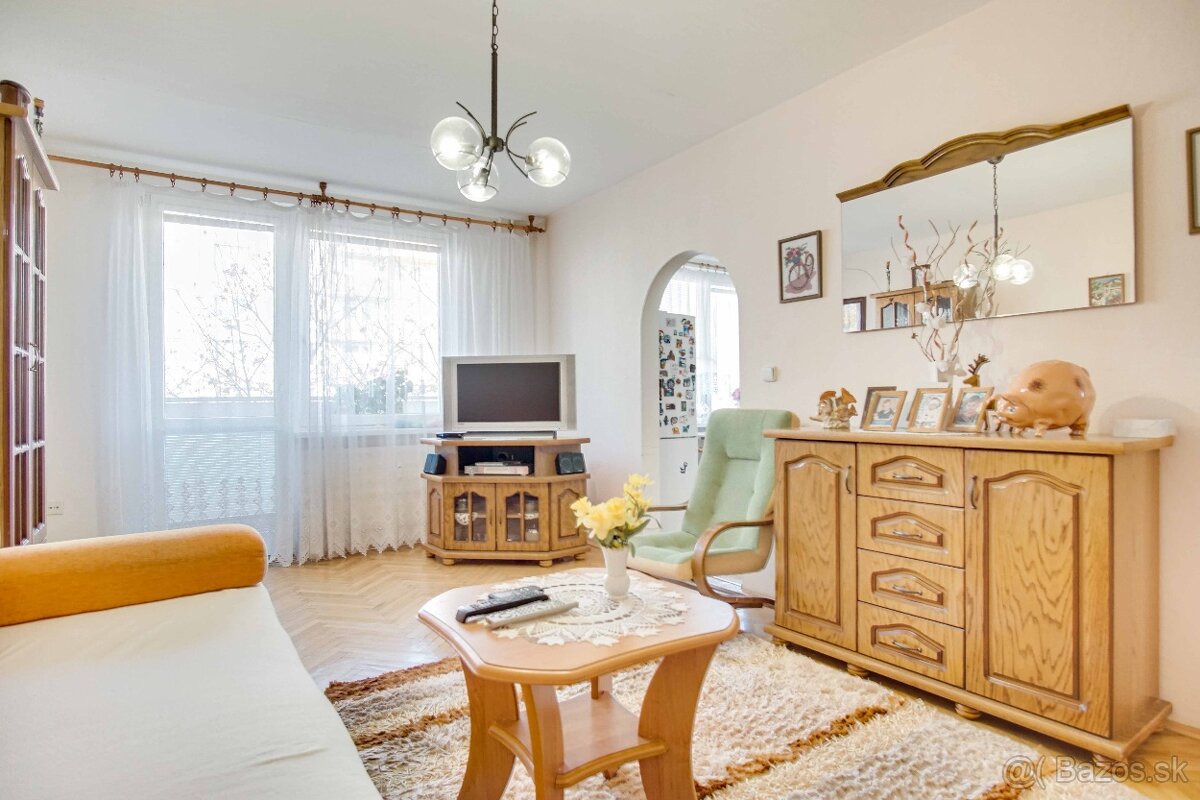 Veľký 3-izbový byt s 2 balkónmi na ul. Nábrežná, Nové Zámky - 16